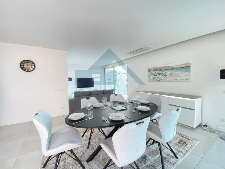 Apartamento T3 para Venda em Quarteira Foto 12