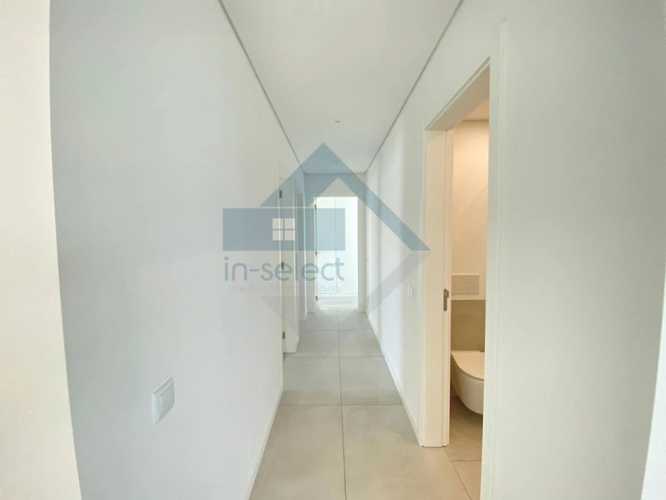 Apartamento T3 para Venda em Quarteira Foto 22