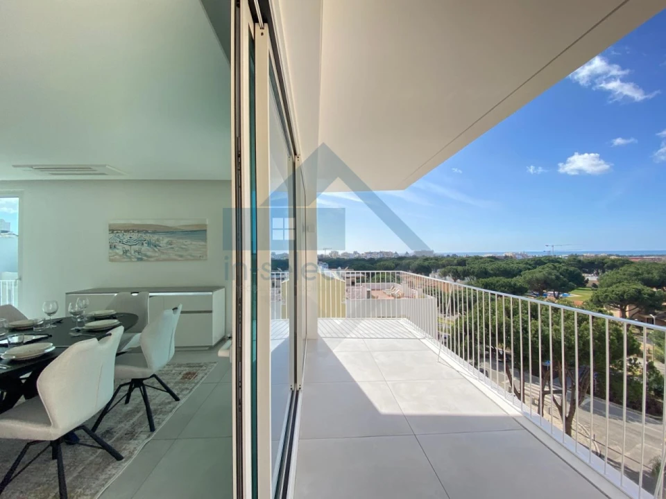 Apartamento T3 para Venda em Quarteira Foto 1