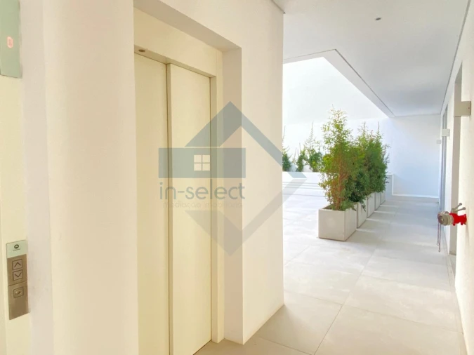 Apartamento T3 para Venda em Quarteira Foto 41