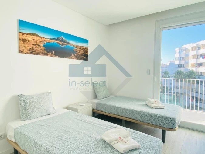 Apartamento T3 para Venda em Quarteira Foto 36