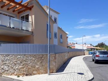 Prédio para Venda em Albufeira e Olhos de Água
