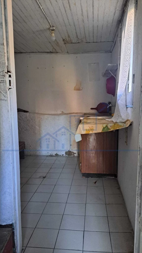 Moradia T1 para Venda em Lousa