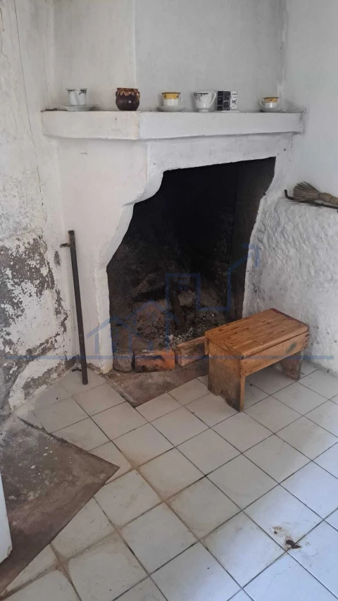 Moradia T1 para Venda em Lousa