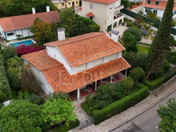 Moradia T8 para Venda em Oeiras e São Julião da Barra, Paço de Arcos e Caxias