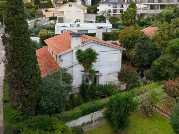 Moradia T8 para Venda em Oeiras e São Julião da Barra, Paço de Arcos e Caxias