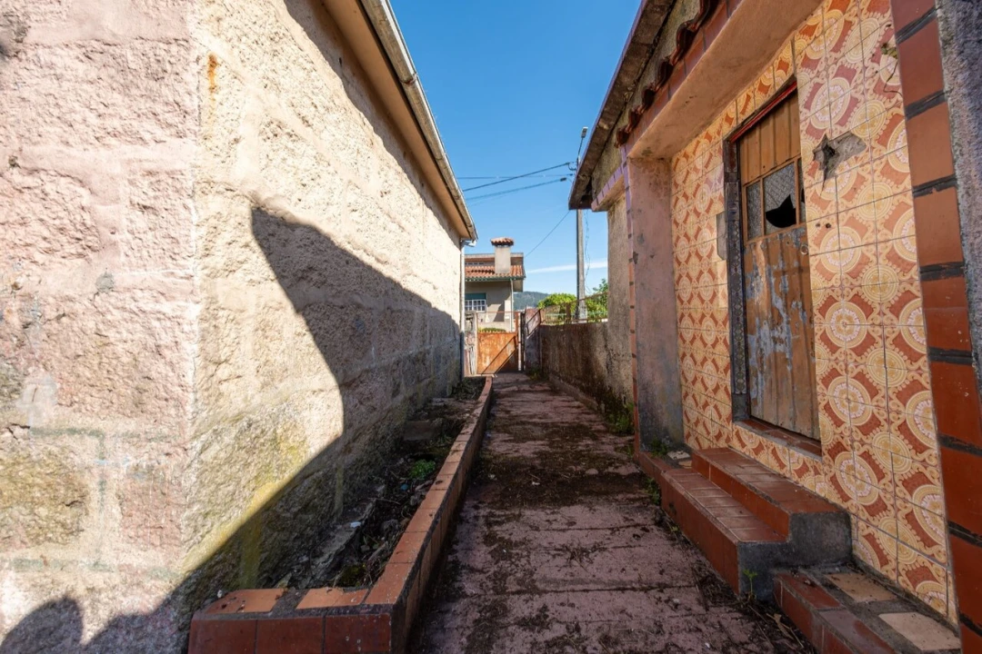 Moradia T4 para Venda em Serzedelo Foto 15