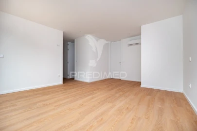 Moradia T3 para Venda em Este (São Pedro e São Mamede)