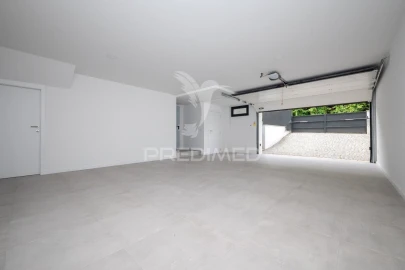 Moradia T3 para Venda em Este (São Pedro e São Mamede)