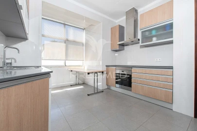 Apartamento T2 para Venda em Azambuja