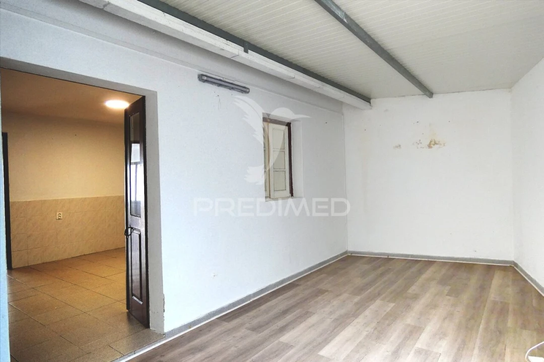 Moradia T2 para Venda em Muge Foto 23