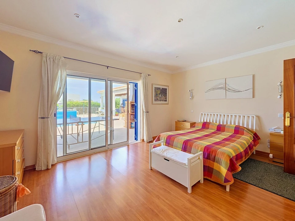 Moradia T6 para Venda em Alvor Foto 30