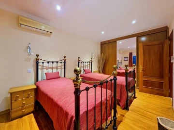 Moradia T6 para Venda em Alvor