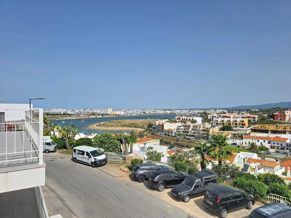 Apartamento T1 para Venda em Ferragudo Foto 1