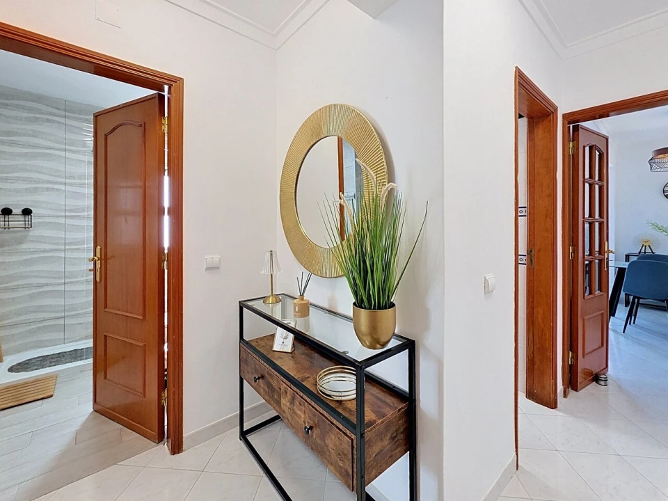 Apartamento T1 para Venda em Ferragudo Foto 3