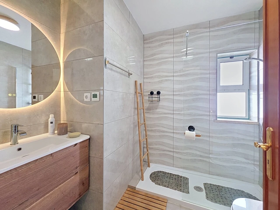Apartamento T1 para Venda em Ferragudo Foto 13