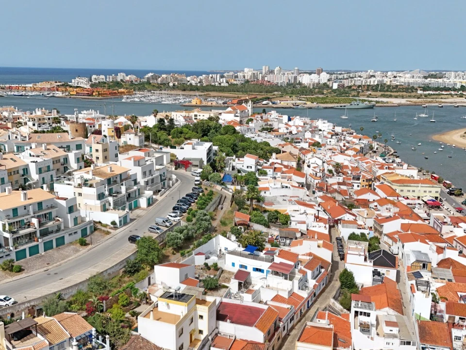 Apartamento T1 para Venda em Ferragudo Foto 19