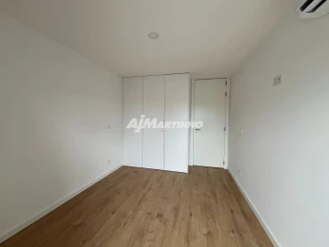 Apartamento T1 para Venda em Mafamude e Vilar do Paraíso