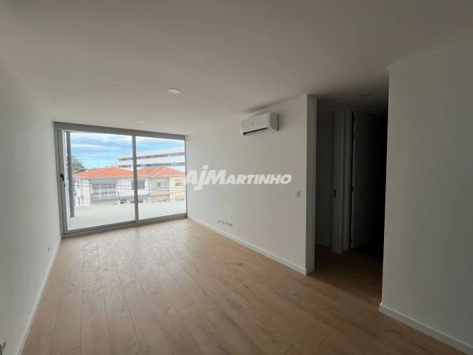 Apartamento T1 para Venda em Mafamude e Vilar do Paraíso Foto 6
