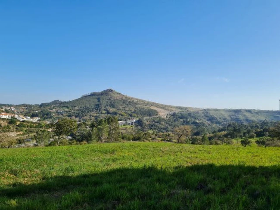 Terreno Misto para Venda em Lousa Foto 4