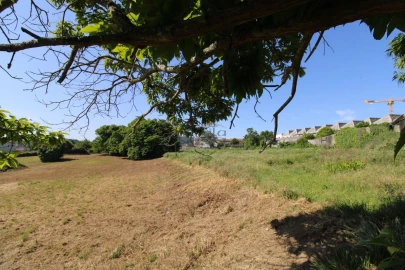 Terreno P/ Prédio para Venda em Oliveira do Douro