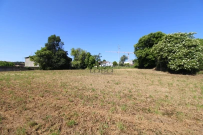 Terreno P/ Prédio para Venda em Oliveira do Douro