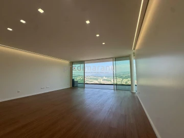 Moradia T3 para Venda em Amarante (São Gonçalo), Madalena, Cepelos e Gatão