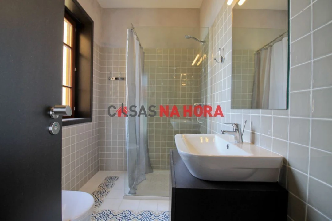 Quarto para Arrendamento em Paranhos Foto 4