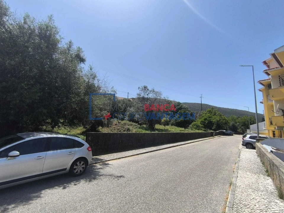 Terreno P/ Prédio para Venda em Minde Foto 8
