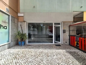 Loja para Venda em Agualva e Mira-Sintra