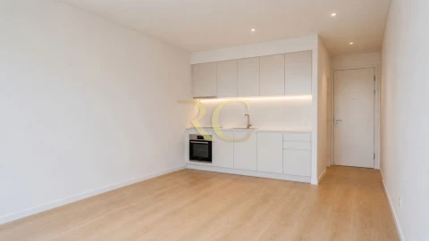 Apartamento para Venda em Mafamude e Vilar do Paraíso