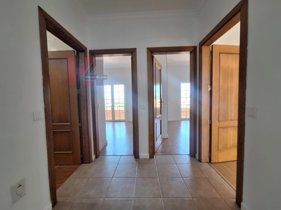 Moradia T4 para Venda em Gambia-Pontes-Alto da Guerra Foto 22
