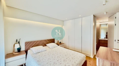 Apartamento T3 para Venda em São Vicente (Braga)