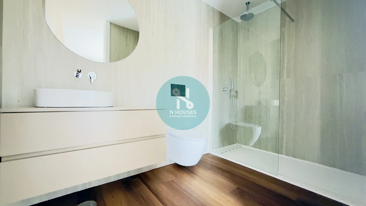 Apartamento T3 para Venda em Ferreiros e Gondizalves Foto 15