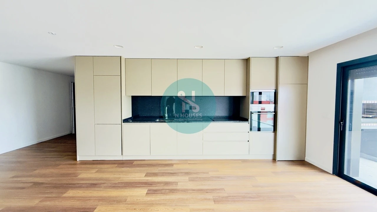 Apartamento T3 para Venda em Ferreiros e Gondizalves Foto 6