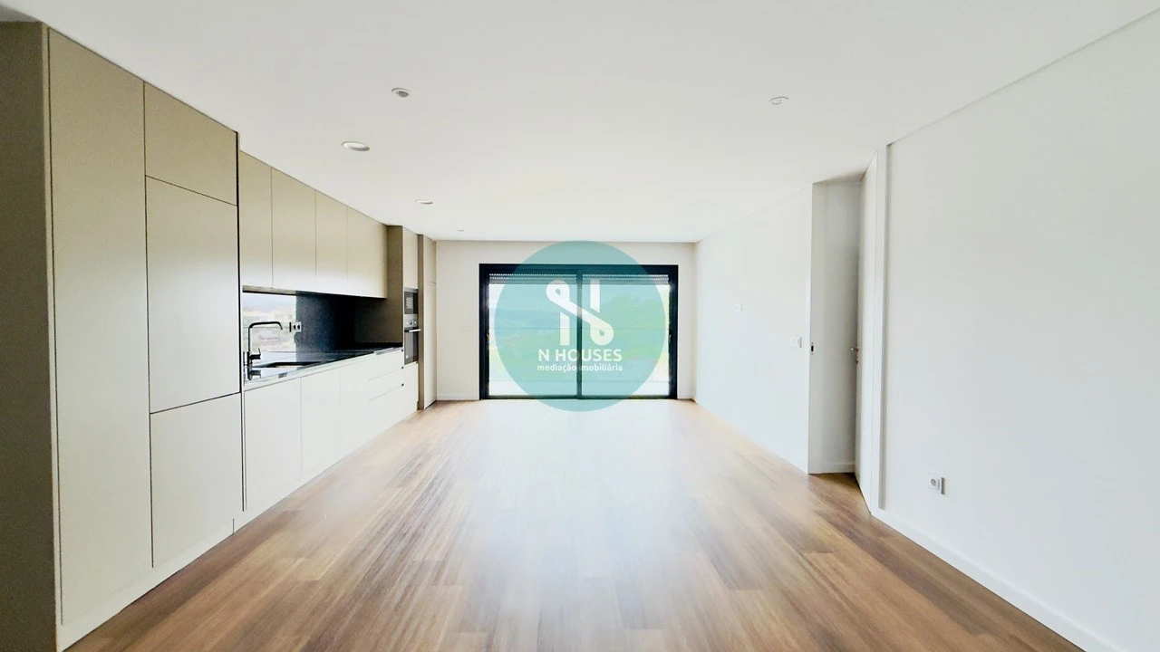Apartamento T3 para Venda em Ferreiros e Gondizalves Foto 5