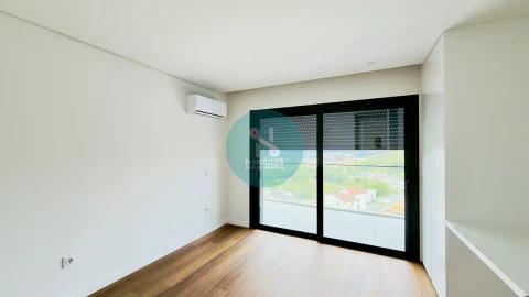 Apartamento T3 para Venda em Ferreiros e Gondizalves