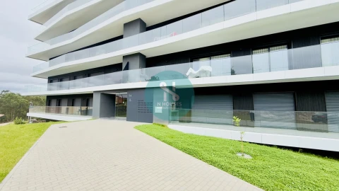Apartamento T3 para Venda em Ferreiros e Gondizalves