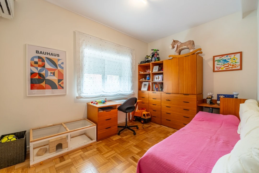 Apartamento T5 para Venda em Lordelo do Ouro e Massarelos Foto 20