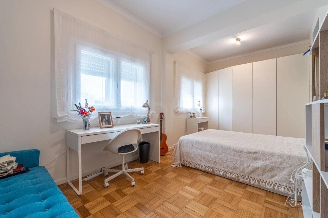 Apartamento T5 para Venda em Lordelo do Ouro e Massarelos Foto 22