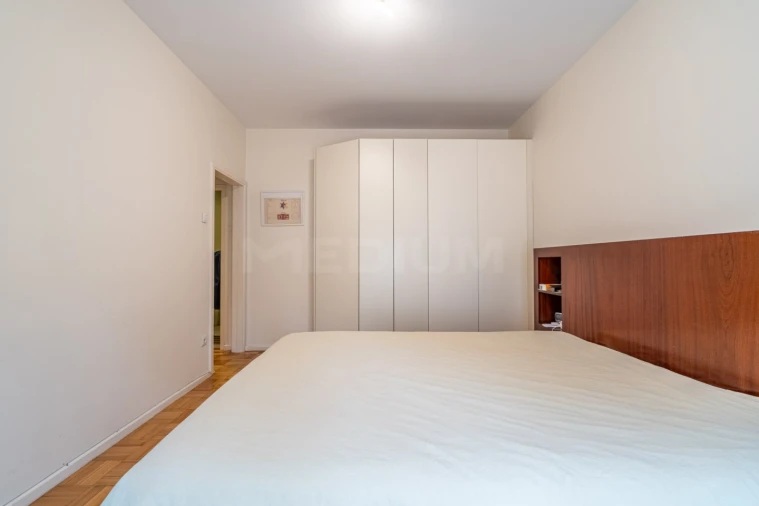 Apartamento T5 para Venda em Lordelo do Ouro e Massarelos Foto 14