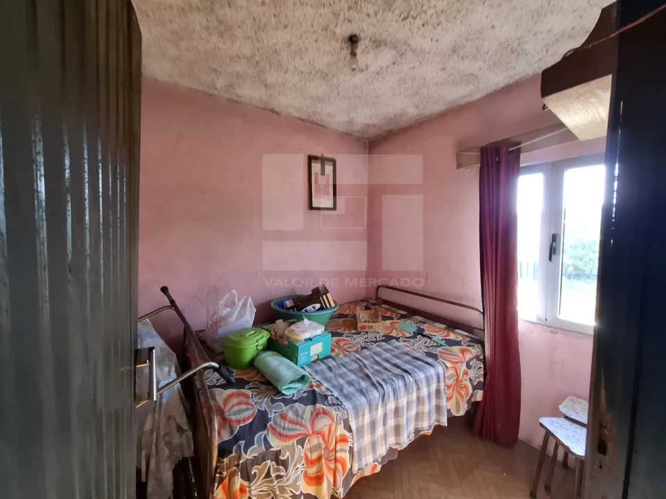 Moradia T2 para Venda em São Joaninho Foto 12