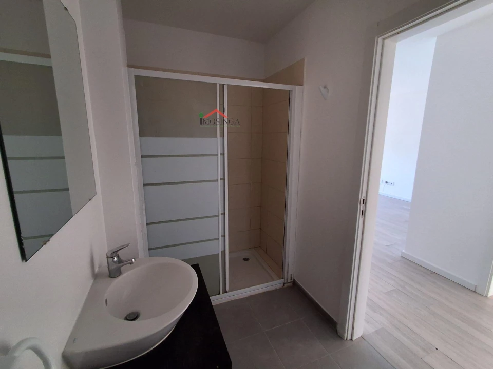 Apartamento T2 para Venda em Ferreira do Alentejo e Canhestros Foto 16