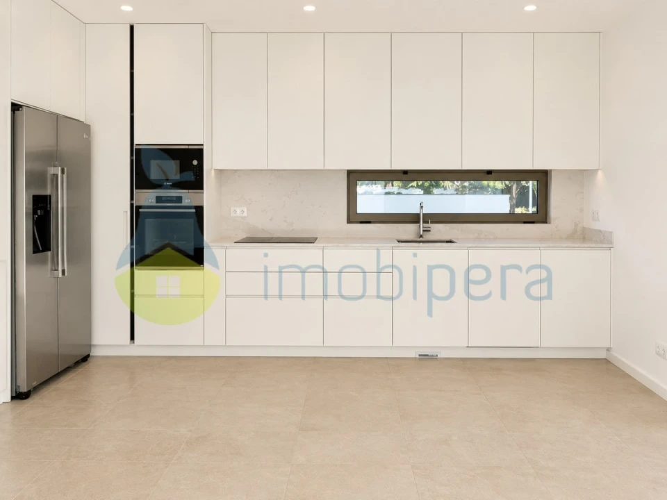 Moradia T3 para Venda em Albufeira e Olhos de Água Foto 7