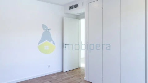Moradia T3 para Venda em Albufeira e Olhos de Água