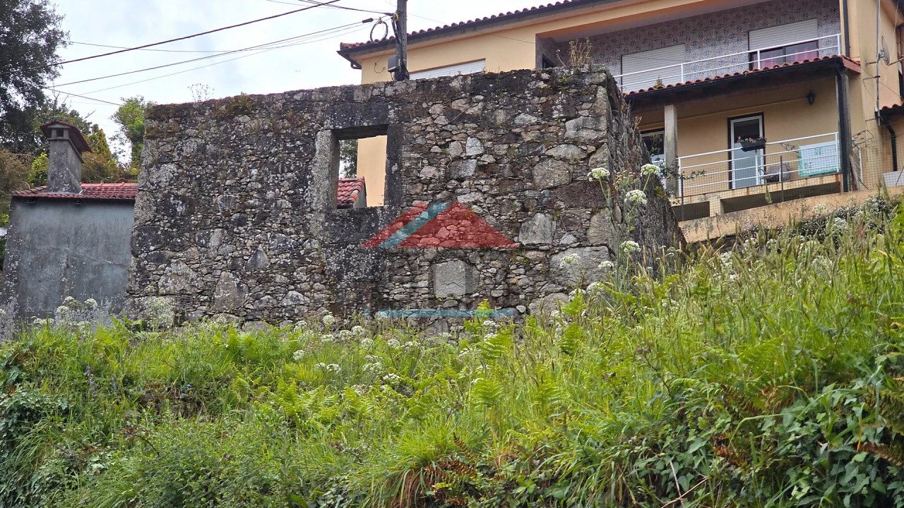 Terreno para Venda em Freixieiro de Soutelo Foto 4