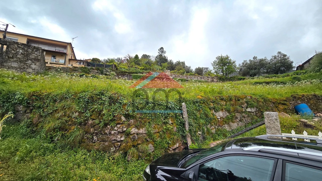 Terreno para Venda em Freixieiro de Soutelo Foto 5