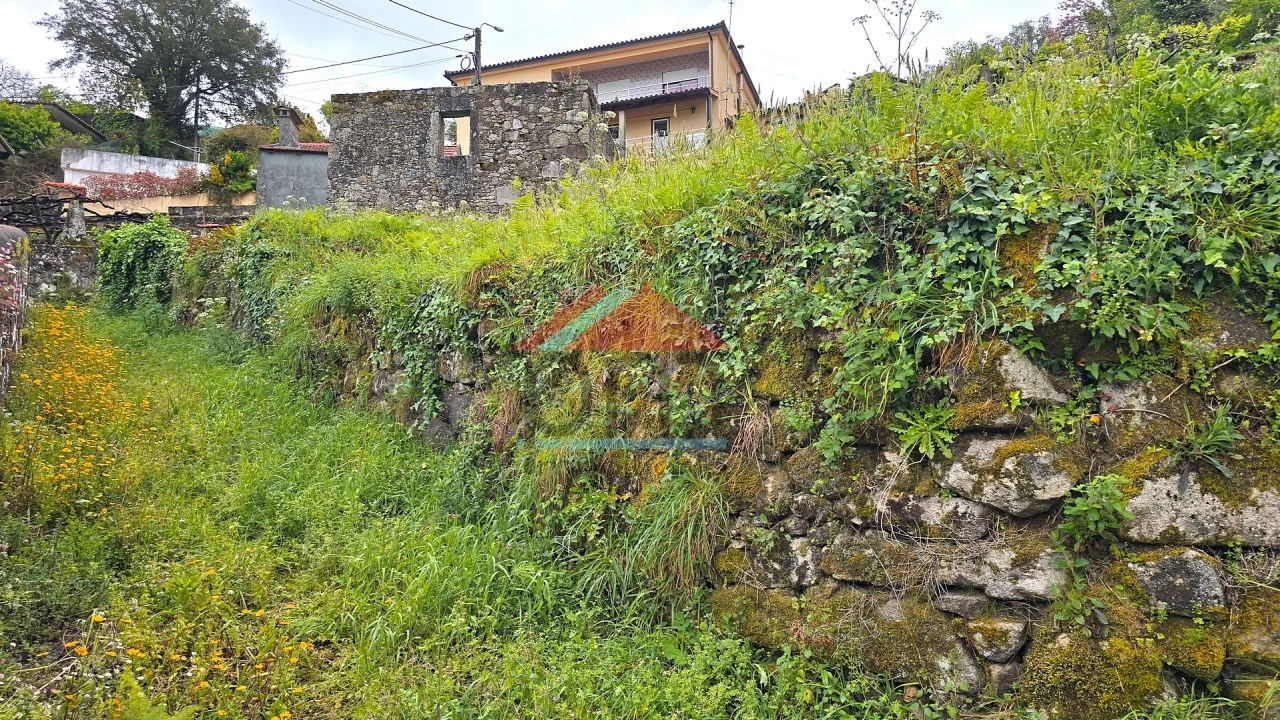 Terreno para Venda em Freixieiro de Soutelo Foto 10