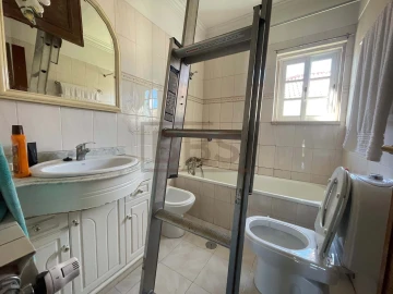 Moradia T6 para Venda em Oeiras e São Julião da Barra, Paço de Arcos e Caxias