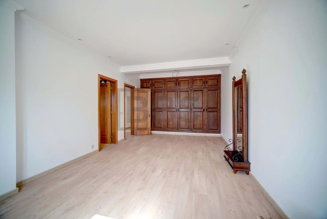 Quinta T4 para Venda em Agualva e Mira-Sintra Foto 14